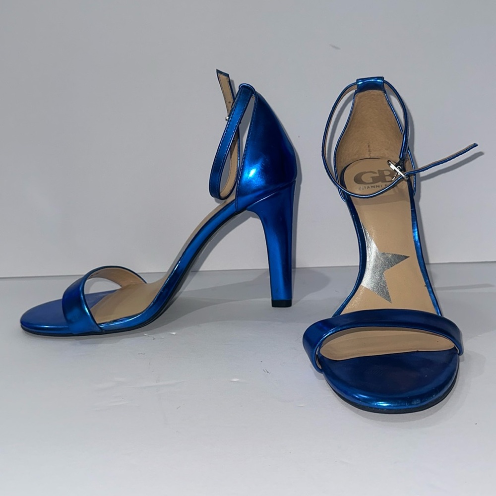 Gianni Bini blue strappy heels